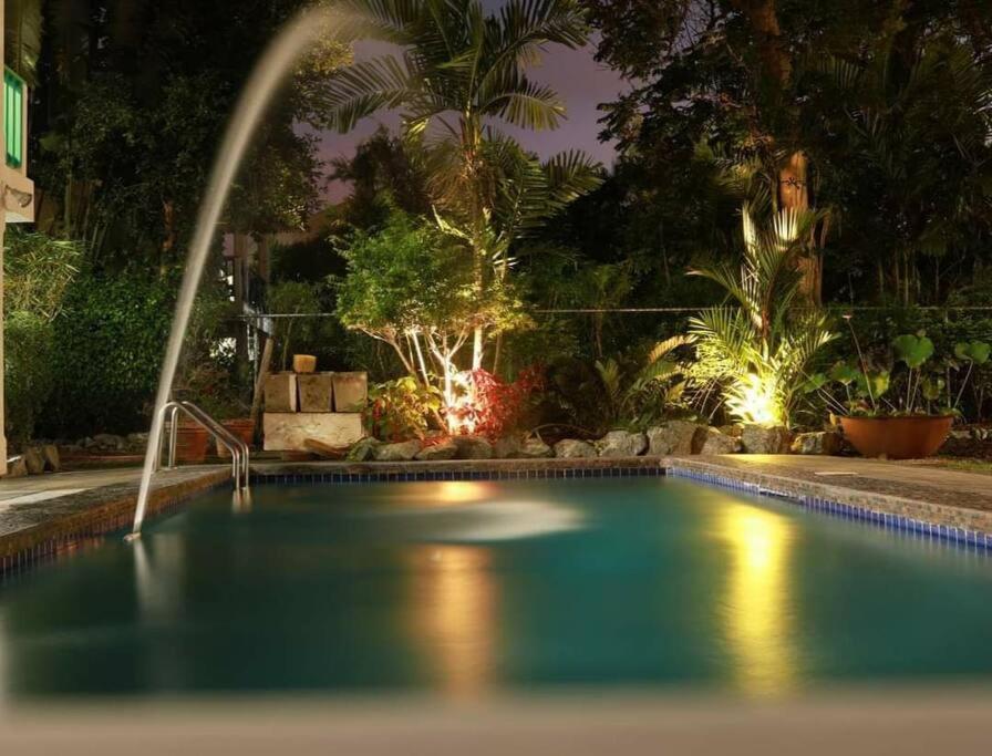 Reefside Villa Crown Point Εξωτερικό φωτογραφία