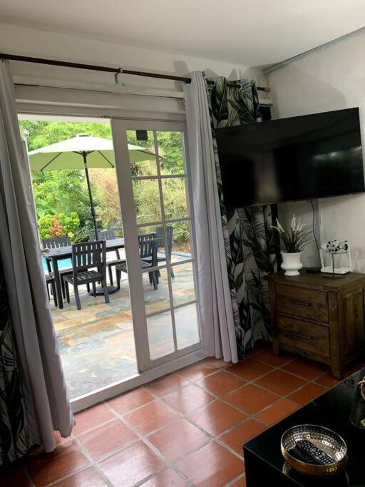 Reefside Villa Crown Point Εξωτερικό φωτογραφία