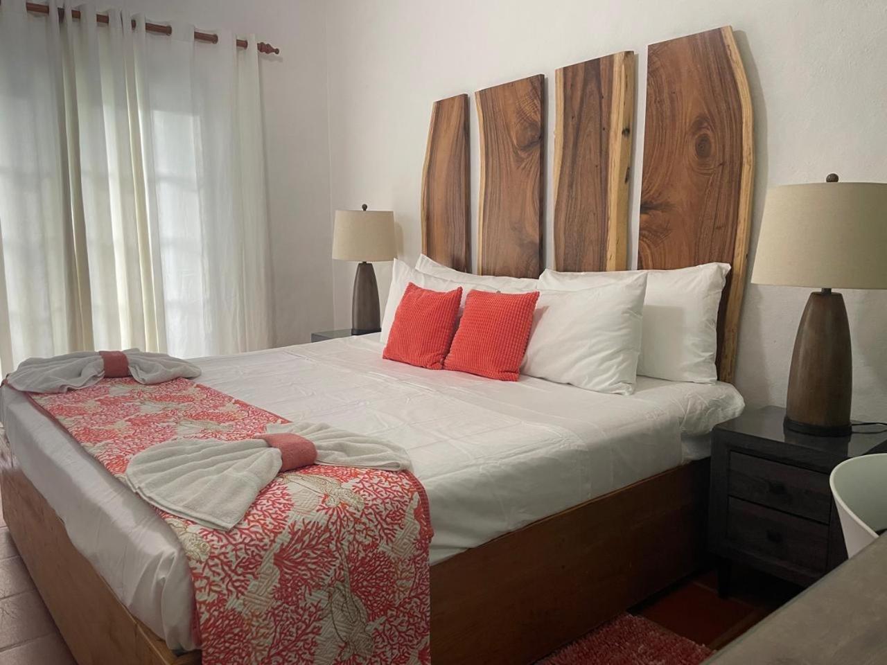 Reefside Villa Crown Point Εξωτερικό φωτογραφία